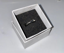 Load image into Gallery viewer, Adjustable Sterling Silver Rings
